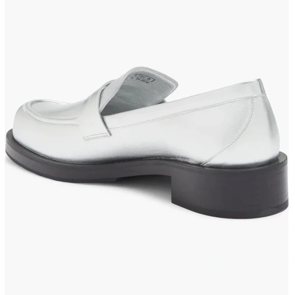 🌹STUART WEITZMAN🌹 Palmer Bold Loafer In Silver Size: 10B